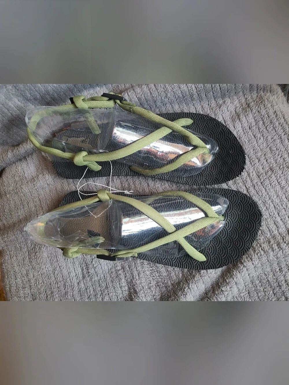 NEW women's size 9 black & green strappy adjustable rope sandals